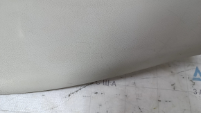 Upper trim of the trunk door of the Nissan Leaf 13-17 is gray, scratches, needs cleaning, the plastic has turned white