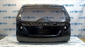 The bare tailgate of the Hyundai Tucson 2022-2025