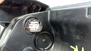 Kia Niro 23-24 halogen front right headlight with top mount, paint peeling, sand