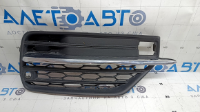 Volvo XC90 16-19 right front bumper grille with chrome molding for parking sensors, sand