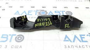 The front bumper mount on the left fender of the Kia Niro 23-24 is broken.