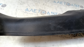 Honda CRZ 11-16 lower tailgate trim scratches