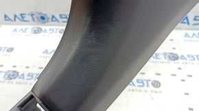 Kia Niro 23-24 HEV, PHEV lower left center pillar trim, black, scratches