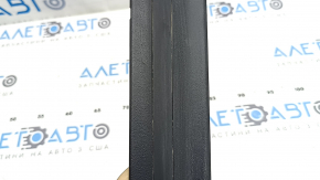 Kia Niro 23-24 black outer front left door sill trim, scratches