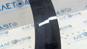 Front left fender arch trim for Kia Niro 23-24, gloss black, scratches, crack in mount