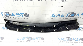 Left windshield wiper grille cover for Kia Niro 23-24, gloss black, broken mount