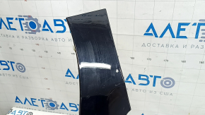 Front right fender arch trim for Kia Niro 23-24, gloss black, scratches, crack in mount