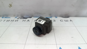 Polestar 2 21-25 front view camera in the radiator grille for 360