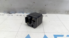 The Audi E-Tron rear view camera latches are broken.