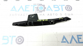 The front bumper mount, left, BMW X3 G01 18-21, is broken.