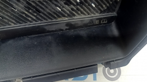 Kia Niro 23-24 HEV Wireless Charger, PHEV Complete with Trim and Mat, Scratches