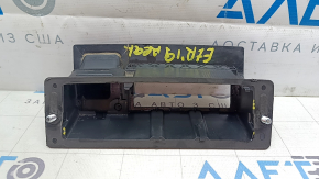 External tailgate handle for Audi E-Tron 19-23, broken guides