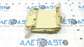Toyota Camry v50 2.5 12-14 dash fuse box