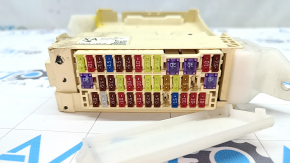 Toyota Camry v50 2.5 12-14 dash fuse box