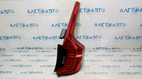 Volvo XC90 16-22 LED right outer fender light, scratches