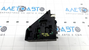 Volvo XC90 16-25 T8 small underhood fuse box