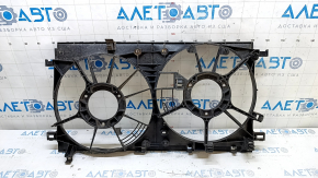 The diffuser radiator shroud is bare for Toyota Prius 50 16-22, the bolt is broken.