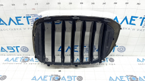 Right radiator grill BMW X3 G01 18-21 nostril, chrome frame + gray grille, broken fasteners, sand