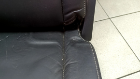 Volvo XC90 16-23 black leather center rear seat for 3 rows, with seat belt, with child seat, needs cleaning, scratches, dented, broken seat belt mount
