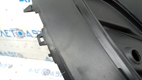 Left lower grille of the front bumper of a VW Tiguan 22-24 for parking sensors, structure, sand, dent