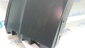 The rear bumper is bare, the lower part of the VW Tiguan 22-24, the structure is without parking sensors, it is torn, the fasteners are broken, there are scratches.