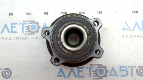 Polestar 2 21-25 AWD rear right hub rusty
