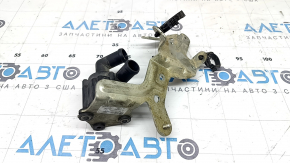 Volvo XC90 16-25 T8 Engine Cooling System Pump with Bracket