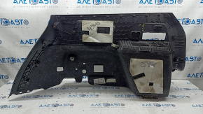 Left arch trim VW Tiguan 20-24 black under 2 row, scratches, dry cleanable, in stock