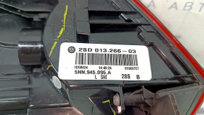 Left outer fender light for a VW Tiguan 18-24 USA, cracks, scratches