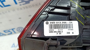Right outer fender light for a VW Tiguan 18-24 USA, cracks, scratches