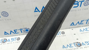 Front right door sill trim for Ford Explorer 20-24, black, scratches, broken fasteners