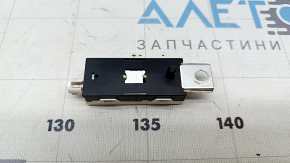 The antenna amplifier Polestar 2 21-25 has a broken mount.