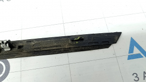 Right windshield molding for Ford Explorer 20-23, broken mounting.