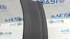 Rear left fender arch trim for Ford Explorer 20-23 on the fender, structure, scratches, broken fastening