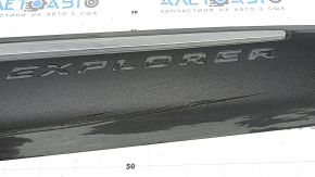 Lower front right door trim for Ford Explorer 20-23, structure, with chrome molding, scratches, worn