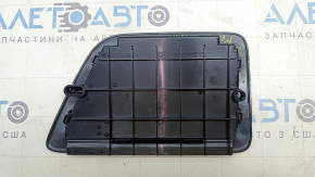 Right 2nd row seat heating air duct deflector Polestar 2 21-25 scratches