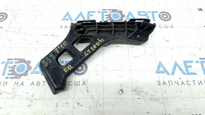 The front right bumper mount for a Lexus CT200h 11-17 is broken.