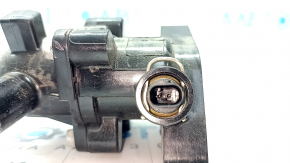 Kia Niro 23-24 HEV, PHEV cooling system flange without cable