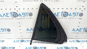 Mercedes W167 GLE 350 450 20-24 rear right triangle door glass, tinted, scratches on molding