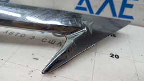 Chrome grille trim for Lexus CT200h 11-13 pre-restyling, broken fasteners, chrome defect