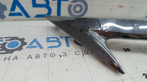 Chrome grille trim for Lexus CT200h 11-13 pre-restyling, broken fasteners, chrome defect