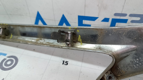 Chrome grille trim for Lexus CT200h 11-13 pre-restyling, broken fasteners, chrome defect
