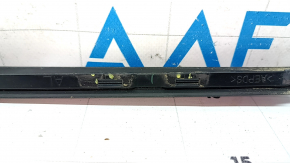 Left windshield molding for Lexus CT200h 11-17, broken fasteners