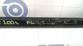 Left windshield molding for Lexus CT200h 11-17, broken fasteners
