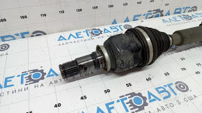 The front right half shaft of a Lexus CT200h 11-17 has stripped threads.