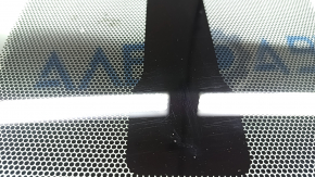Lexus CT200h 11-17 windshield with heated wiper area, sand, chips