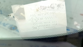 Lexus CT200h 11-17 windshield with heated wiper area, sand, chips