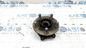 Rusty front left hub for Lexus CT200h 11-17