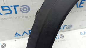 Rear right fender arch trim for Mercedes W167 GLE 350 450 20-23, structure, scratches, whitened plastic