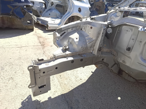 Lexus CT200h 11-17 front right quarter panel on the body, silver